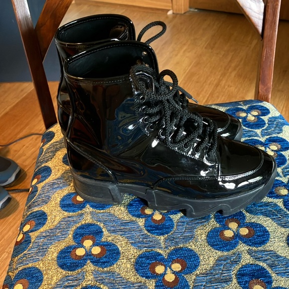 iRi black patent leather boots! 🖤 - Picture 5 of 14